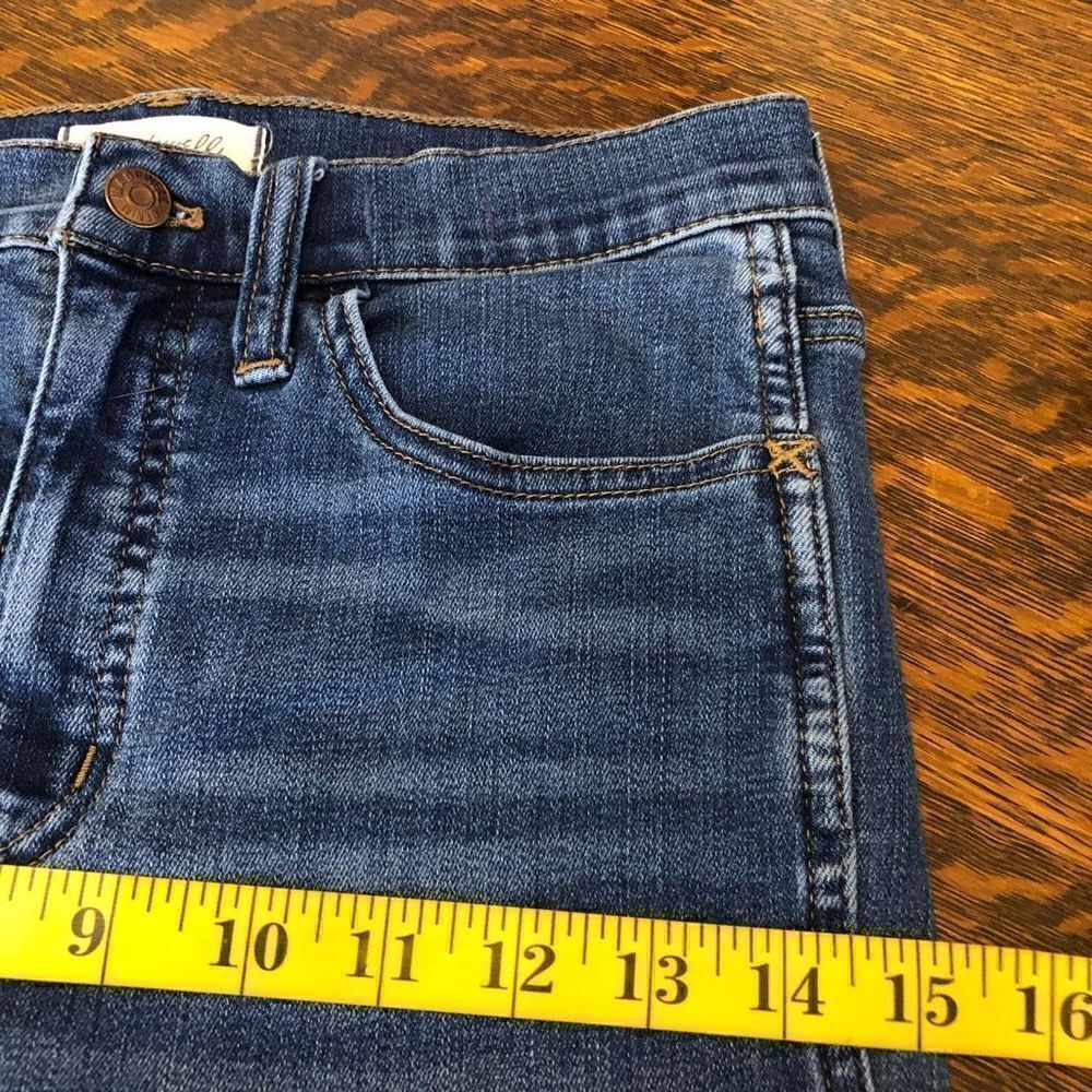 Madewell 10” Roadtripper Medium Wash Jeans - Picture 11 of 13